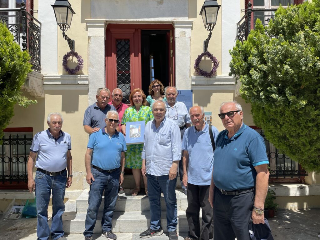 Η Κέα στο επίκεντρο: Επίσκεψη πρώην Δημάρχων της ΠΕΔ Αττικής στο νησί