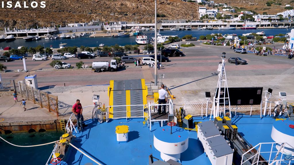 Εντυπωσιακή Μανούβρα του «Αικατερίνη Π.» στο Λιμάνι της Μυκόνου