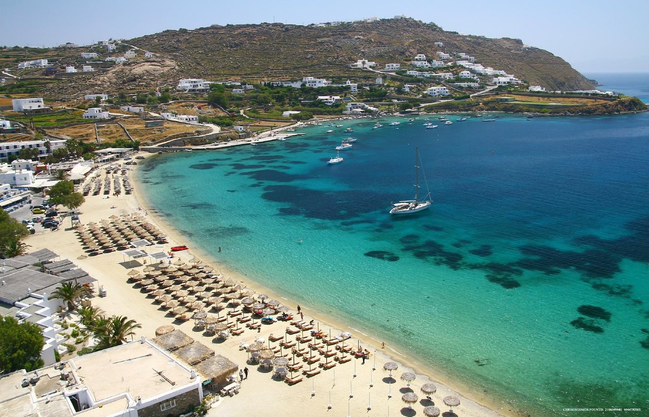 Δήμος Μυκόνου: Ζητά άμεση αναθεθέρηση της τιμολογιακής πολιτικής της ΕΤΑΔ για τα μισθώματα αιγιαλού
