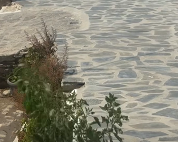 Δήμος Μυκόνου: Παραδόθηκε το νέο πλακόστρωτο στην περιοχή Αγ. Σπυρίδωνας – Πέτασος