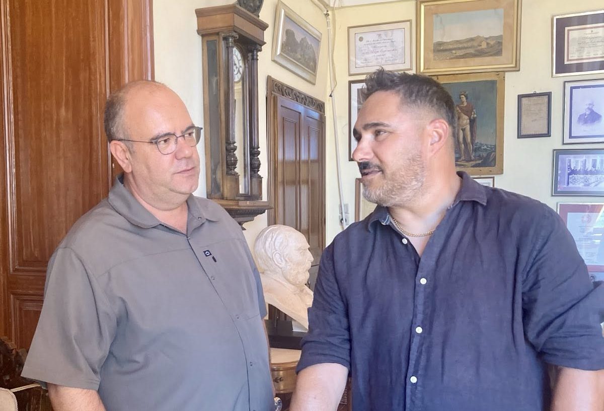 Ορκωμοσία νέου Κοινοτικού Συμβούλου στη Δημοτική Κοινότητα Ερμούπολης